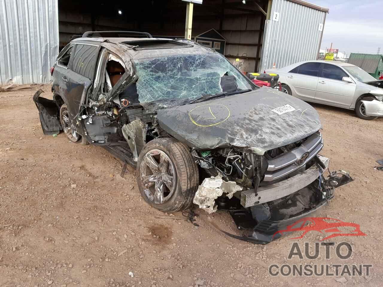 TOYOTA HIGHLANDER 2018 - 5TDDZRFH2JS817784