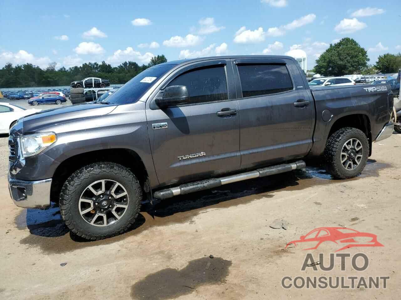 TOYOTA TUNDRA 2016 - 5TFDY5F18GX541399