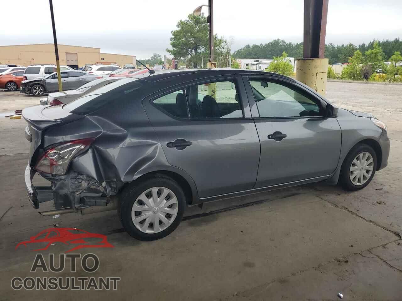 NISSAN VERSA 2019 - 3N1CN7AP3KL818107
