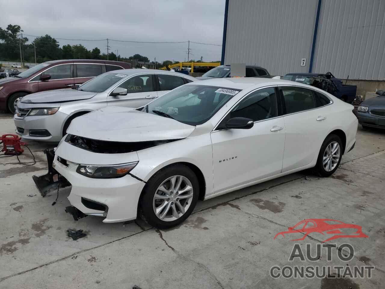CHEVROLET MALIBU 2017 - 1G1ZE5ST5HF137708