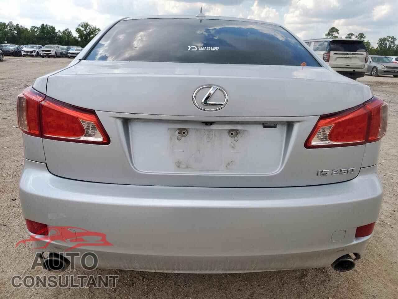 LEXUS IS 2012 - JTHBF5C26C2102802