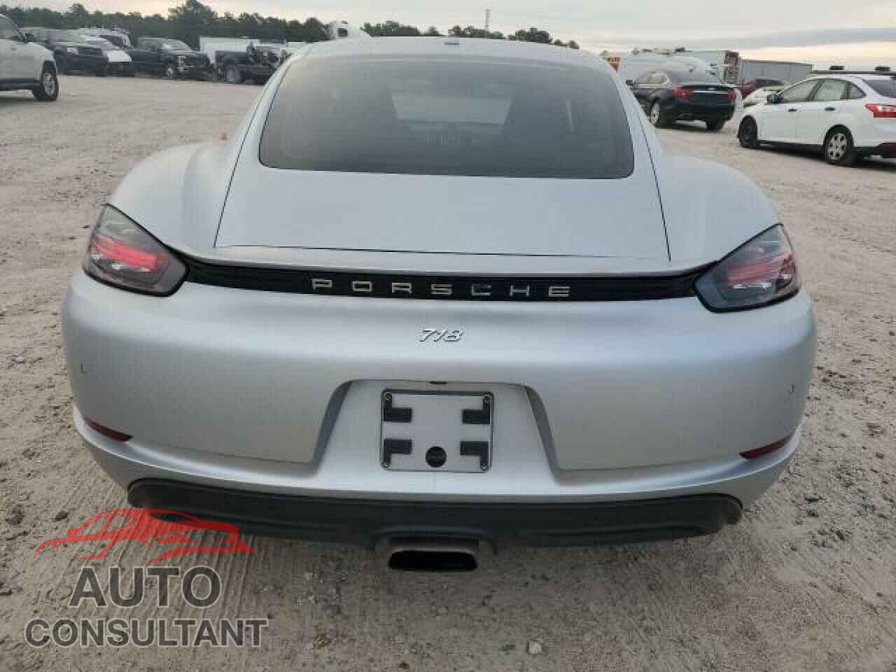 PORSCHE CAYMAN 2017 - WP0AA2A81HK270176