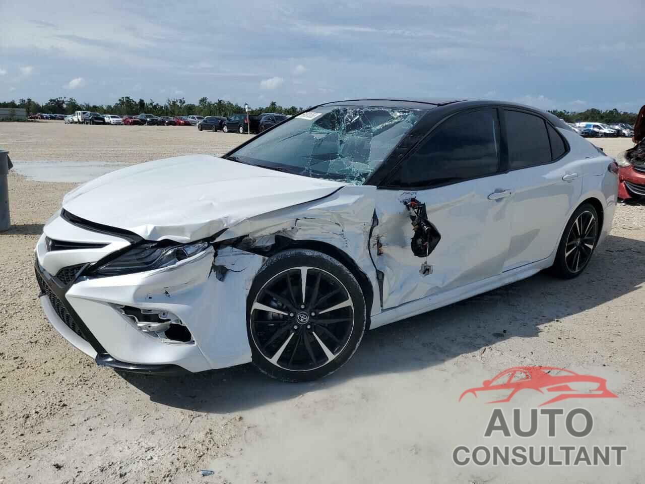 TOYOTA CAMRY 2019 - 4T1B61HK0KU225450