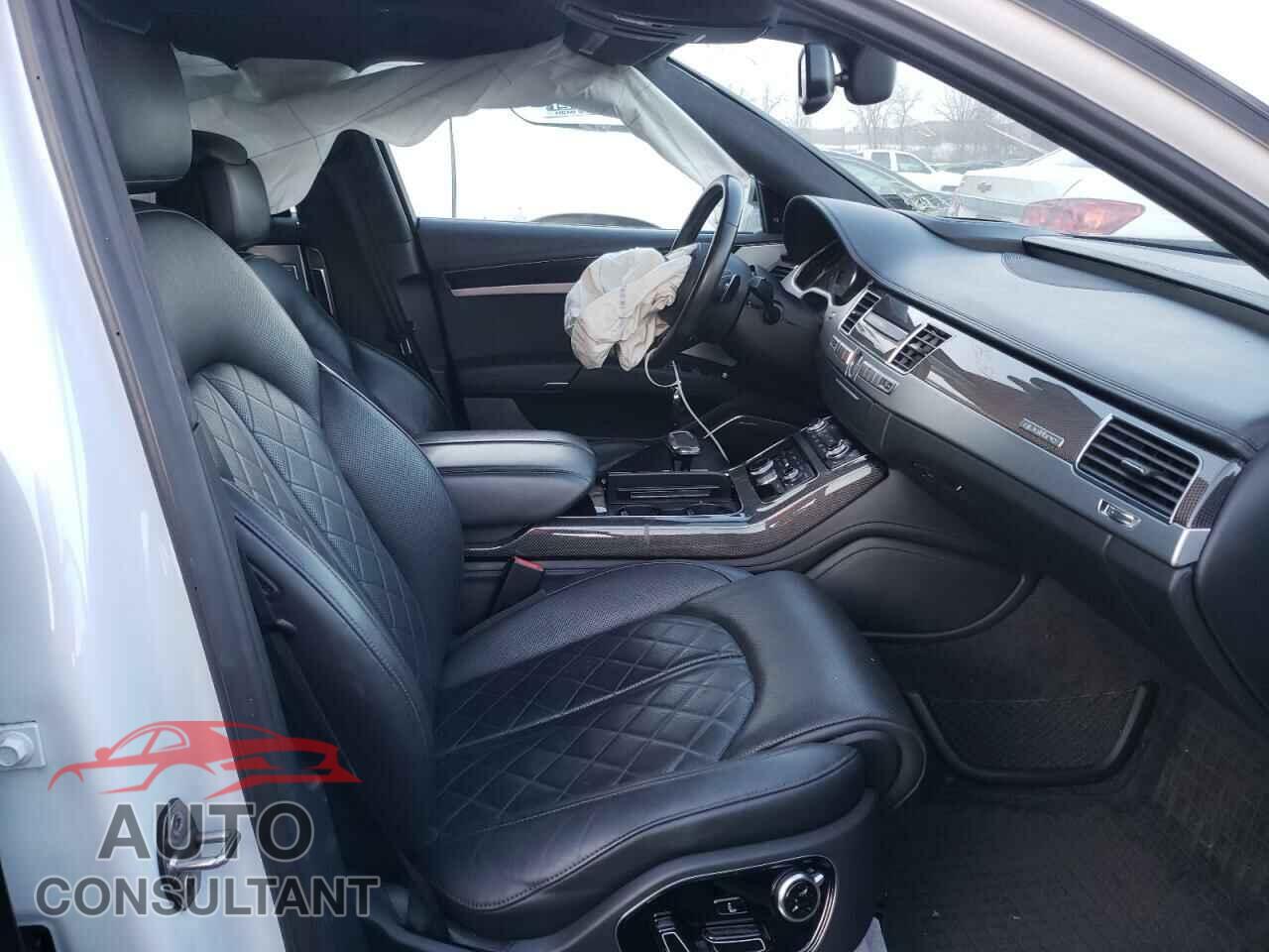 AUDI S8 2016 - WAUJSAFD1GN009265