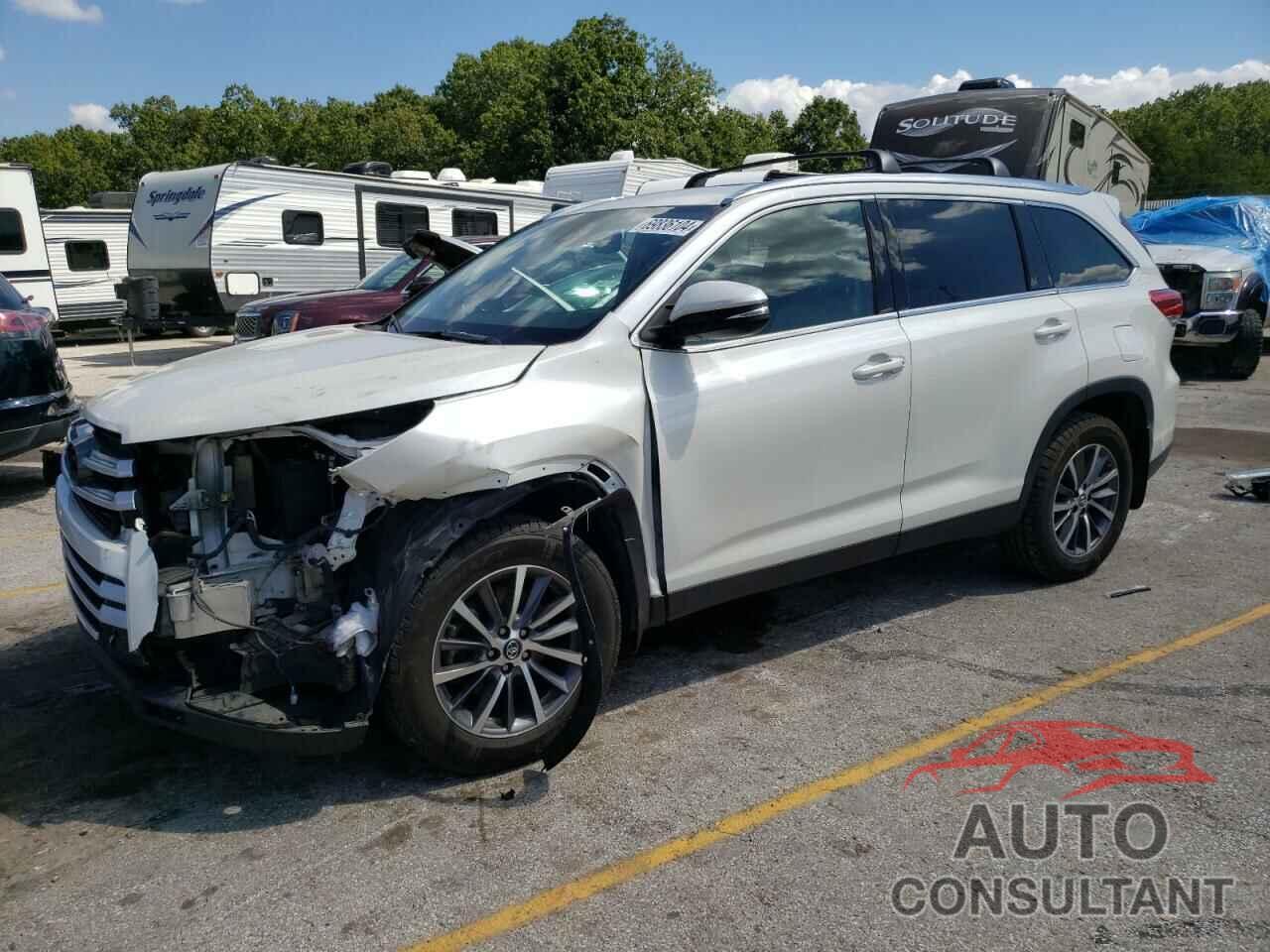 TOYOTA HIGHLANDER 2019 - 5TDKZRFH8KS571204