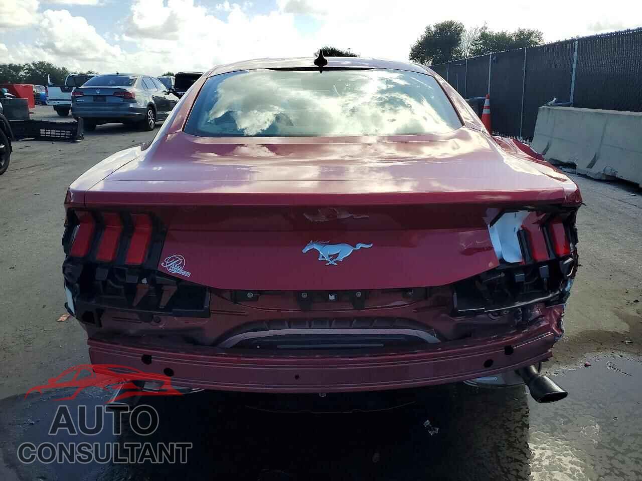 FORD MUSTANG 2024 - 1FA6P8TH2R5118224