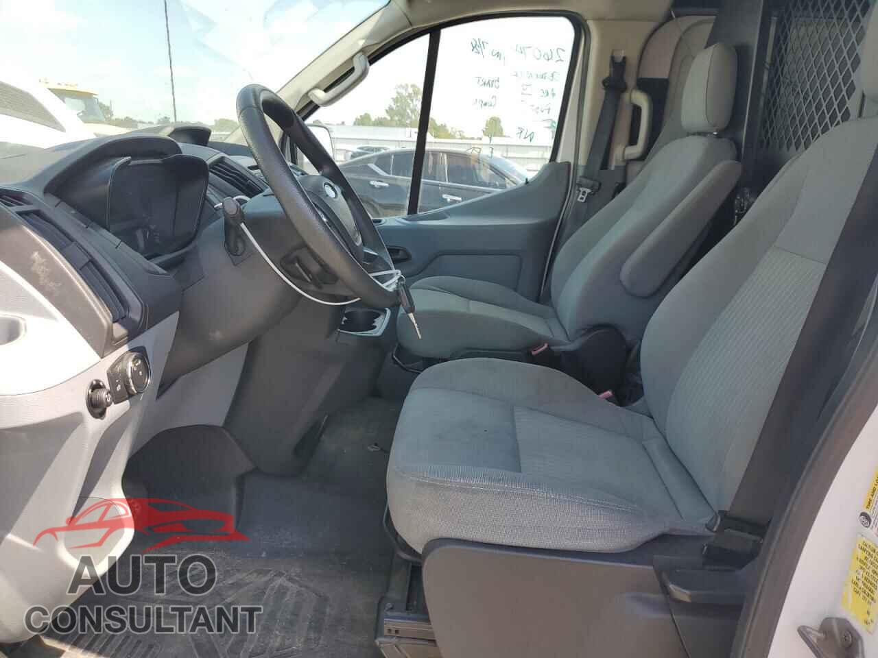 FORD TRANSIT 2015 - 1FTNE1YV2FKB30131