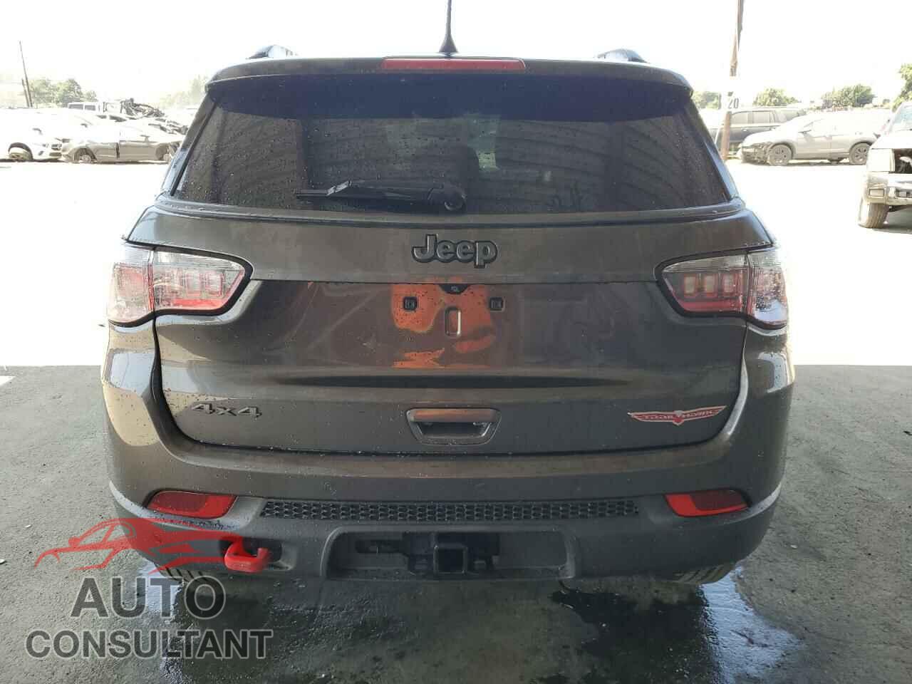 JEEP COMPASS 2018 - 3C4NJDDBXJT162941