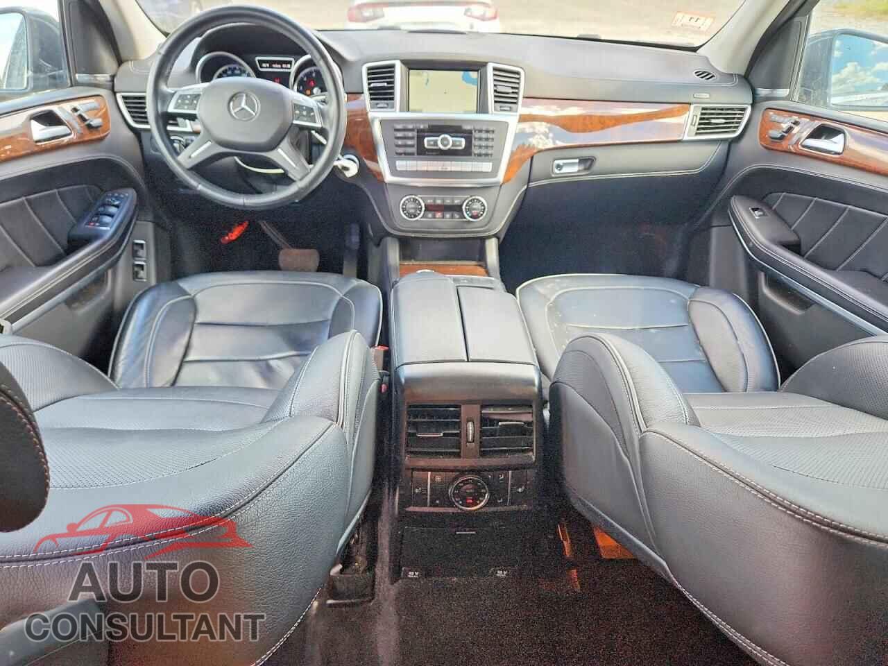 MERCEDES-BENZ GL-CLASS 2013 - 4JGDF7DE0DA100061