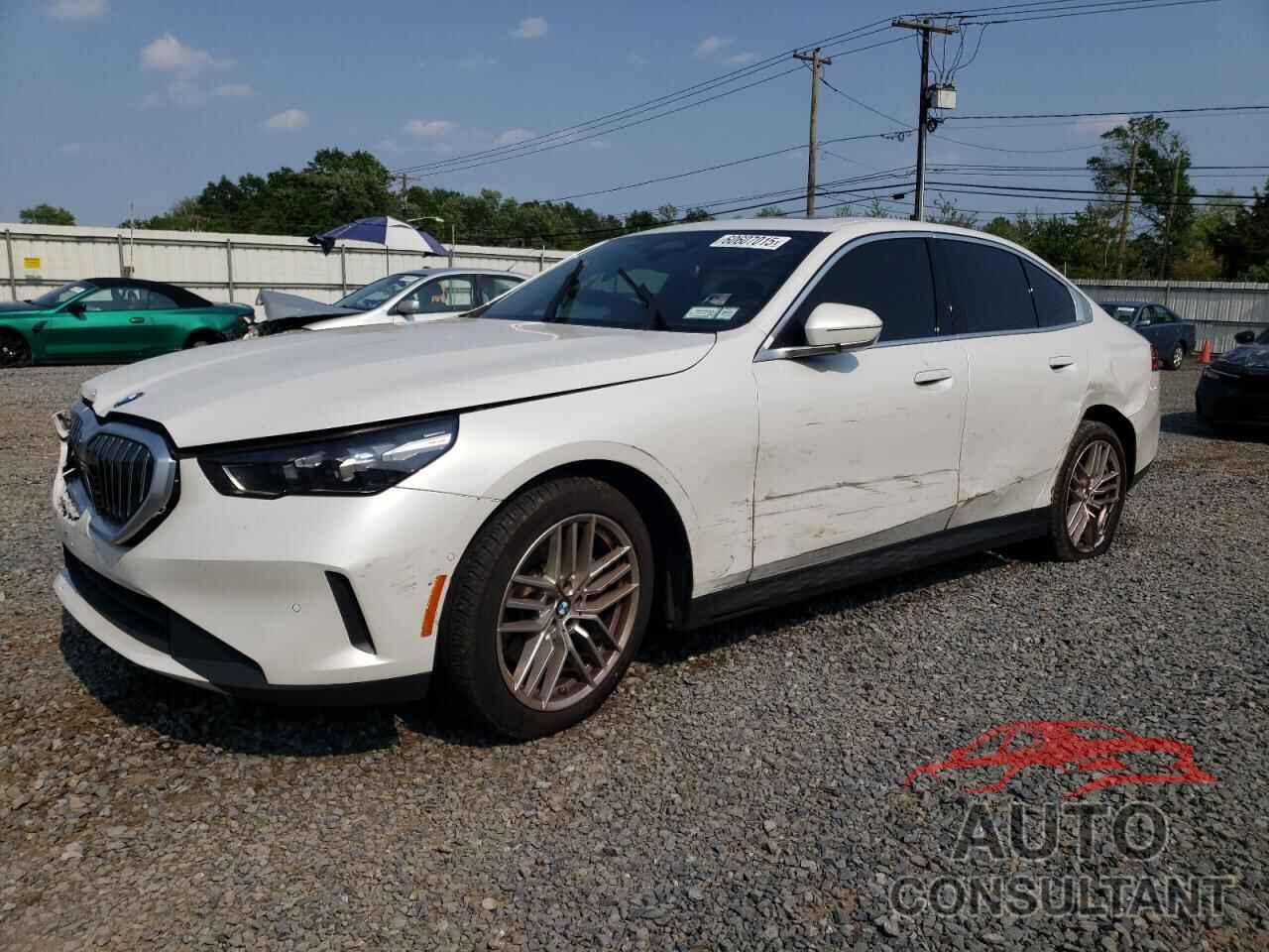BMW 5 SERIES 2024 - WBA53FJ09RCP97260