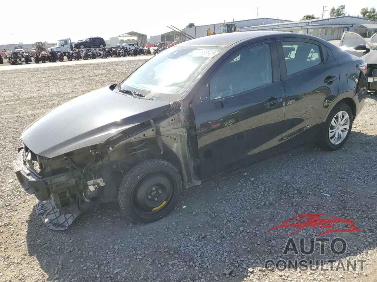 TOYOTA YARIS 2019 - 3MYDLBYV9KY528831