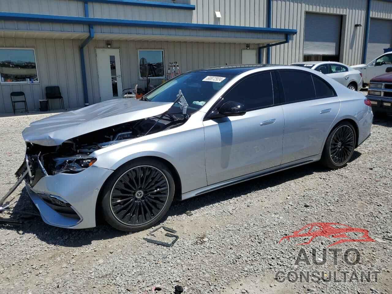 MERCEDES-BENZ E-CLASS 2024 - W1KLF4HB3RA012505
