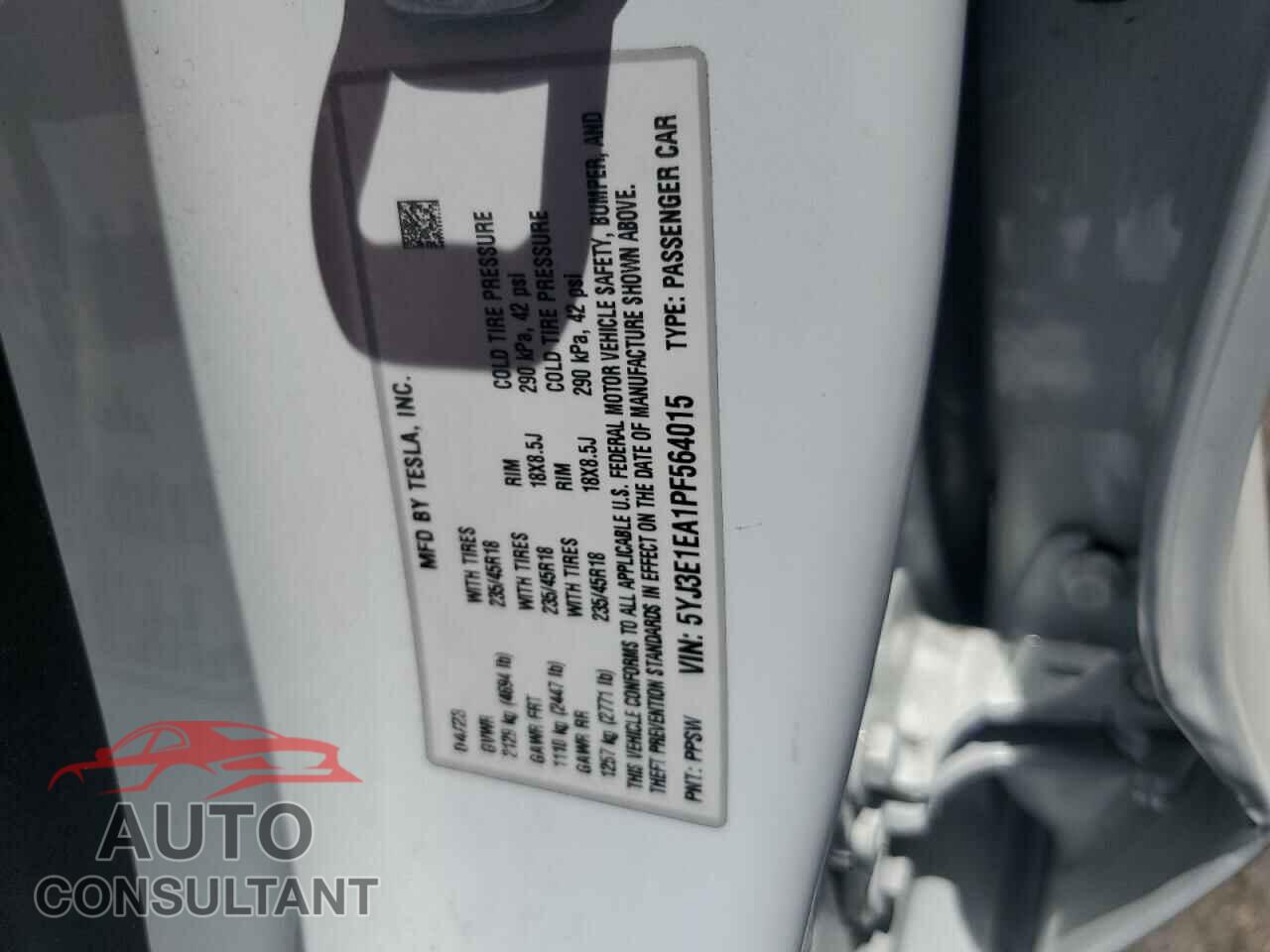 TESLA MODEL 3 2023 - 5YJ3E1EA1PF564015