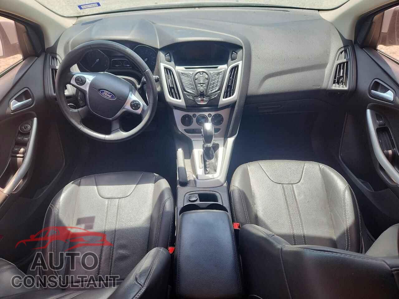 FORD FOCUS 2014 - 1FADP3K20EL207724