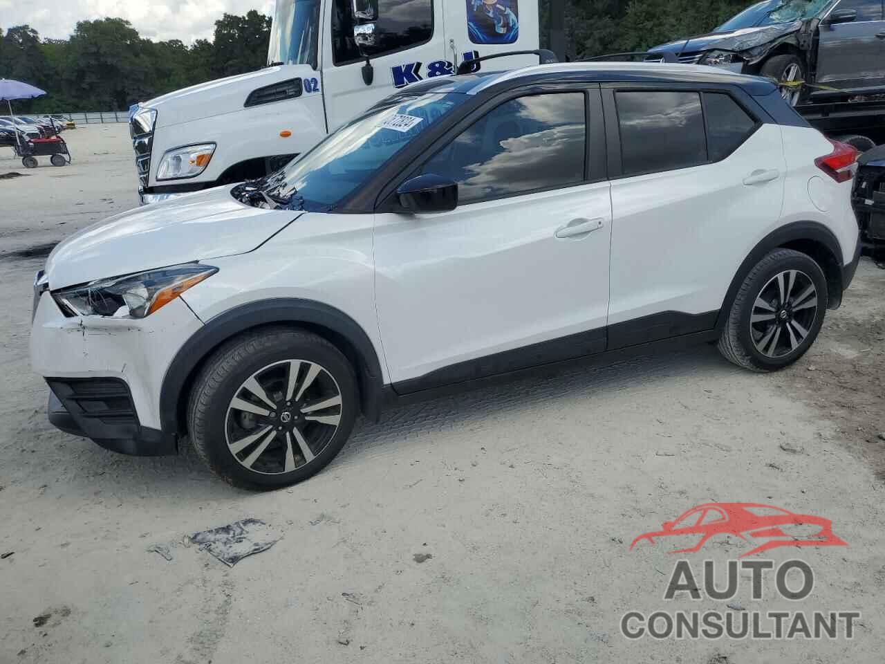 NISSAN KICKS 2019 - 3N1CP5CU4KL497048