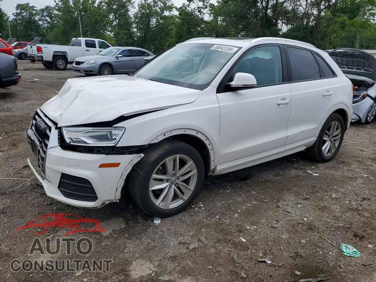 AUDI Q3 2017 - WA1ECCFS0HR015557