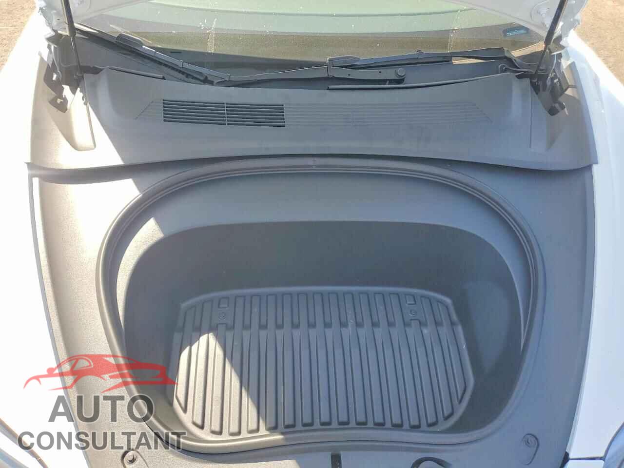 TESLA MODEL 3 2026 - 5YJ3E1EA2TF196289