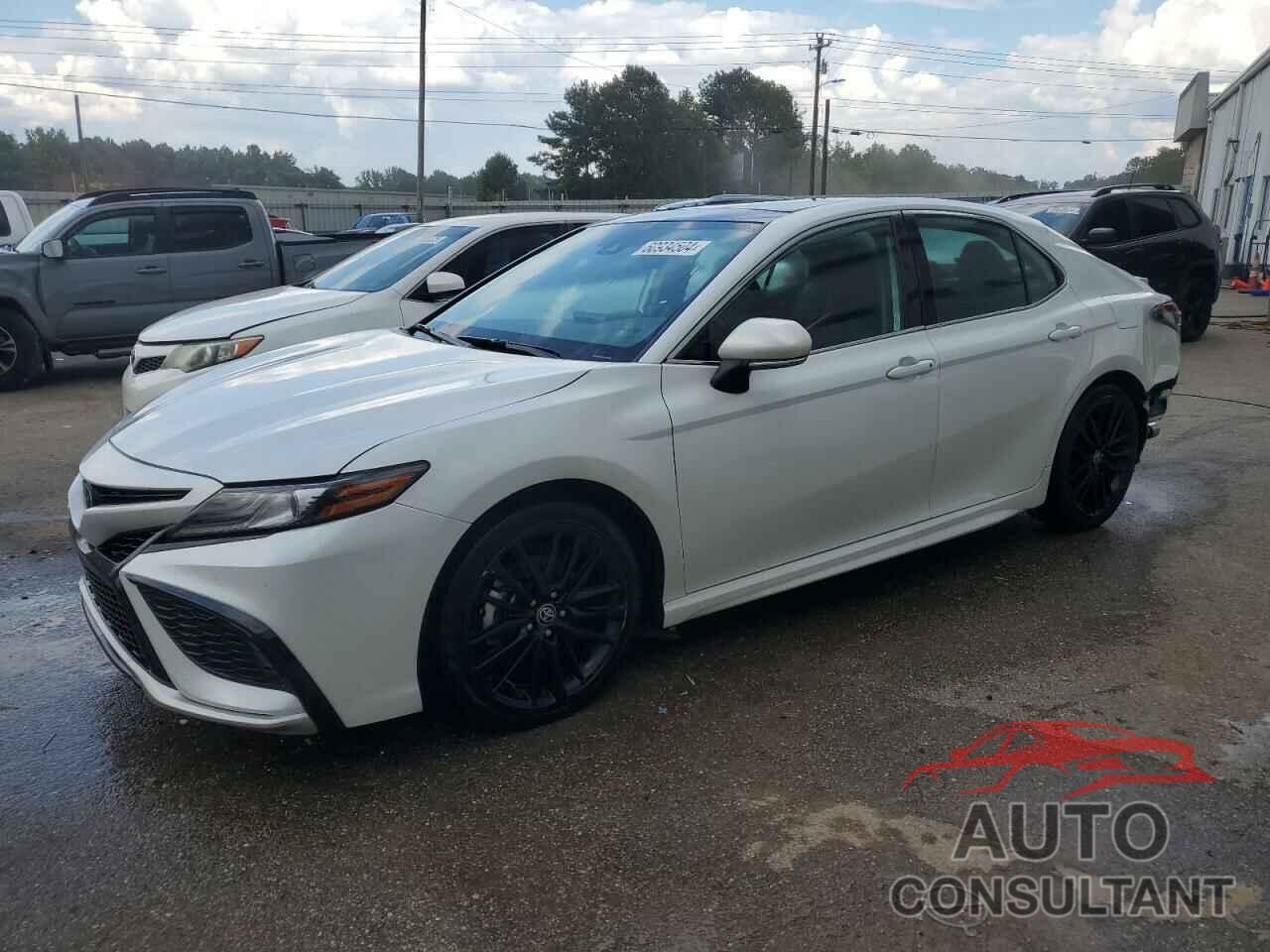 TOYOTA CAMRY 2021 - 4T1K61AK1MU577756