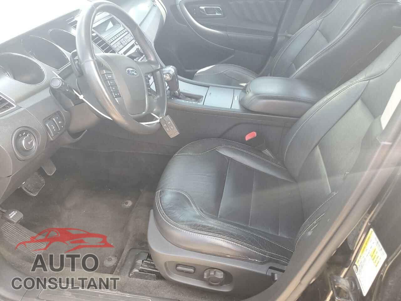 FORD TAURUS 2011 - 1FAHP2EW0BG186663