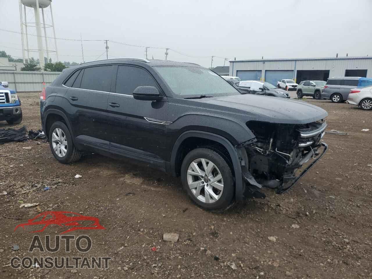 VOLKSWAGEN ATLAS 2021 - 1V2AC2CA8MC241237