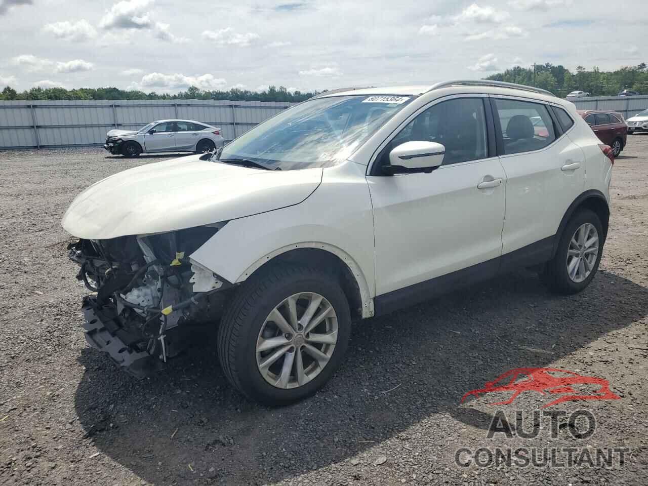 NISSAN ROGUE 2017 - JN1BJ1CP7HW025106