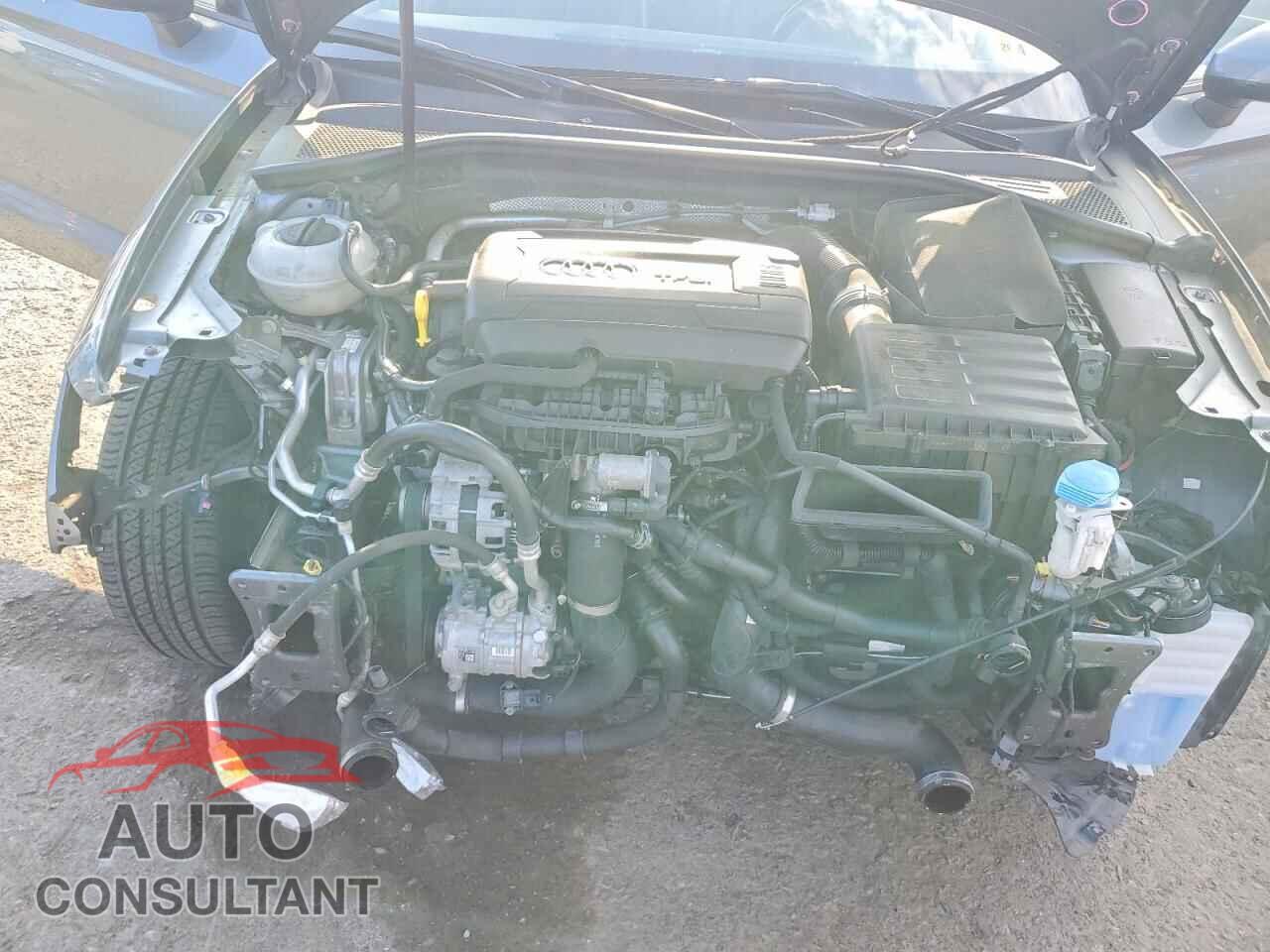AUDI A3 2017 - WAUB8GFF1H1048728