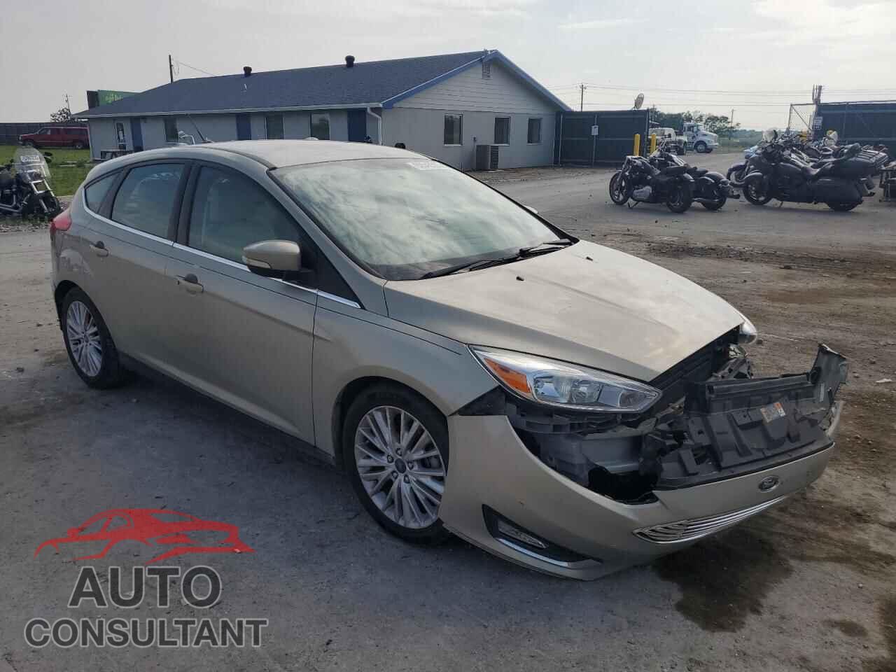 FORD FOCUS 2016 - 1FADP3N26GL235462