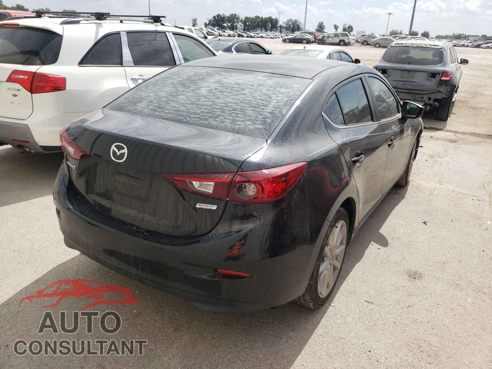 MAZDA 3 2017 - 3MZBN1V7XHM111814