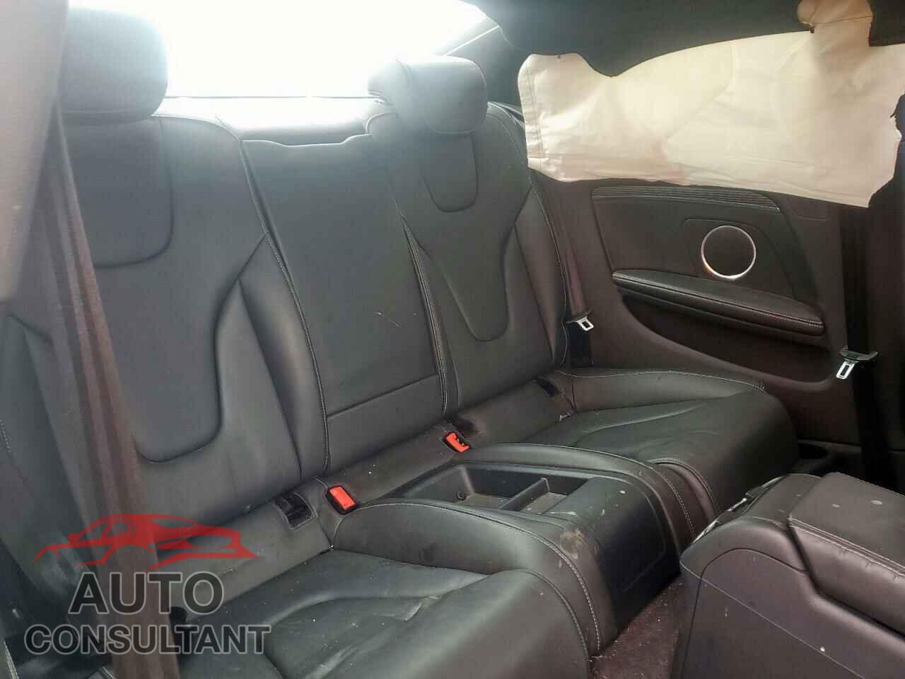 AUDI S5/RS5 2014 - WAUCGAFR8EA009161
