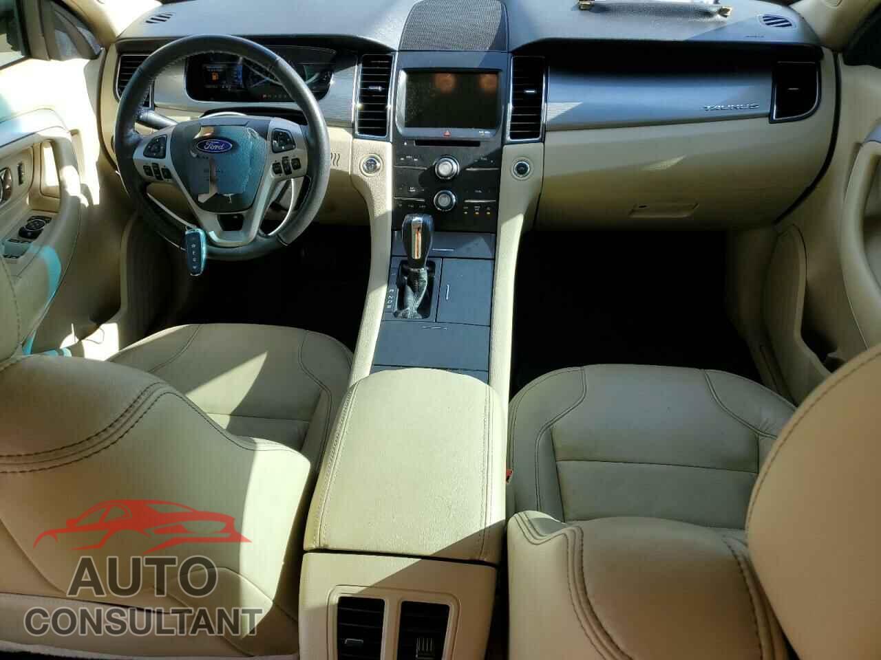 FORD TAURUS 2017 - 1FAHP2E85HG133273