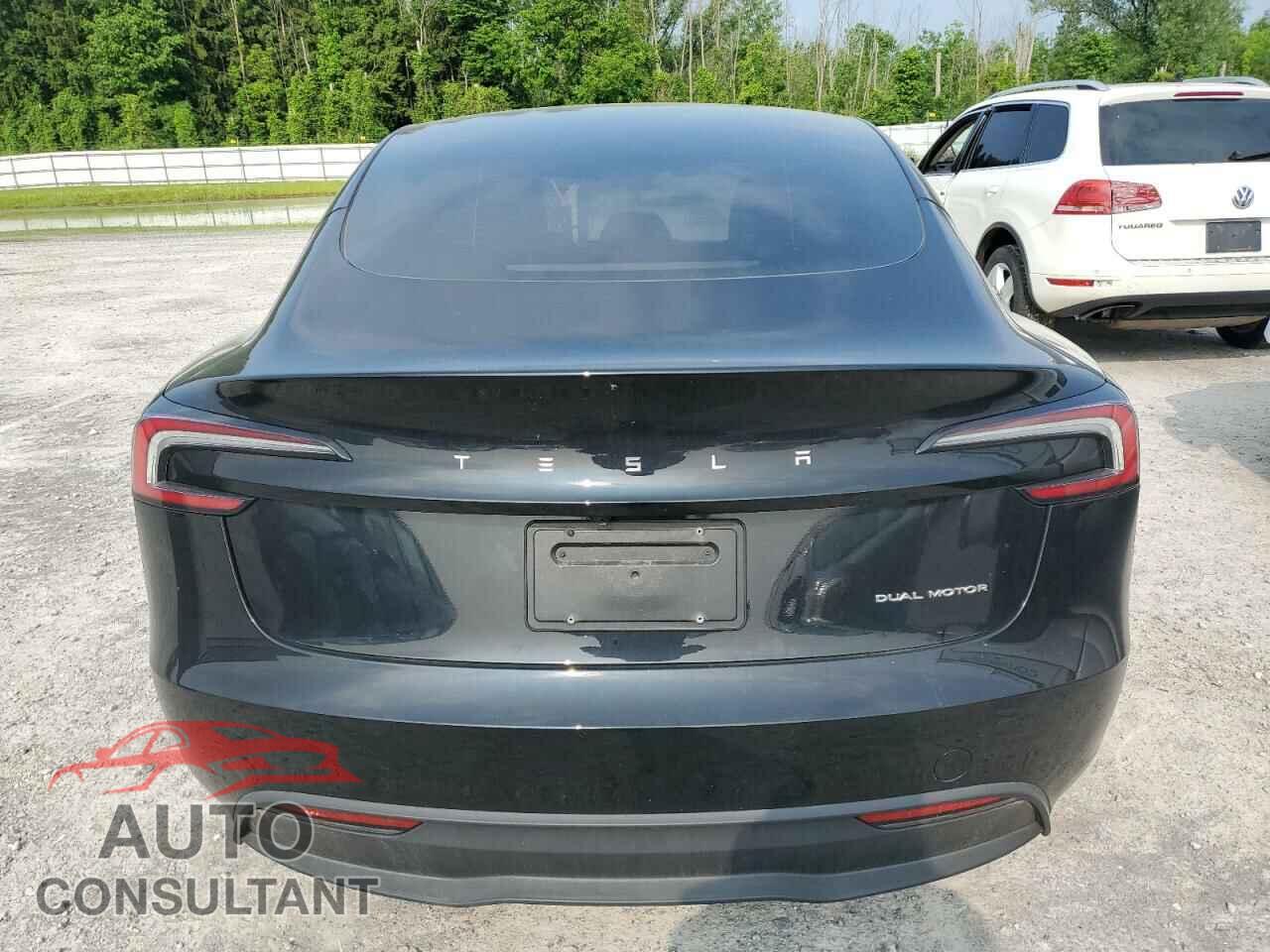 TESLA MODEL 3 2025 - 5YJ3E1EB7SF900896