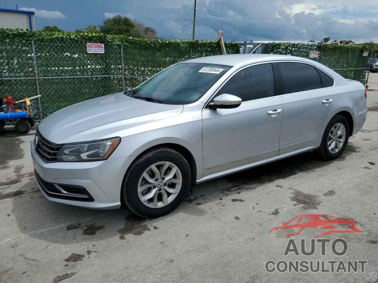 VOLKSWAGEN PASSAT 2017 - 1VWAT7A33HC078289