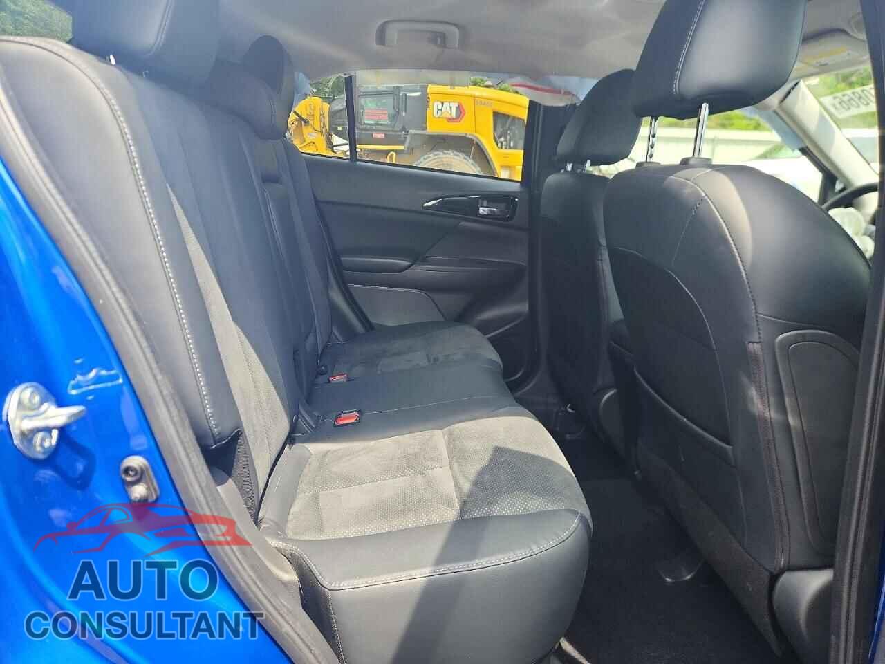 MITSUBISHI ECLIPSE 2023 - JA4ATWAA4PZ027806