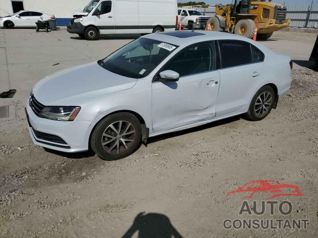 VOLKSWAGEN JETTA 2018 - 3VWDB7AJ4JM219230