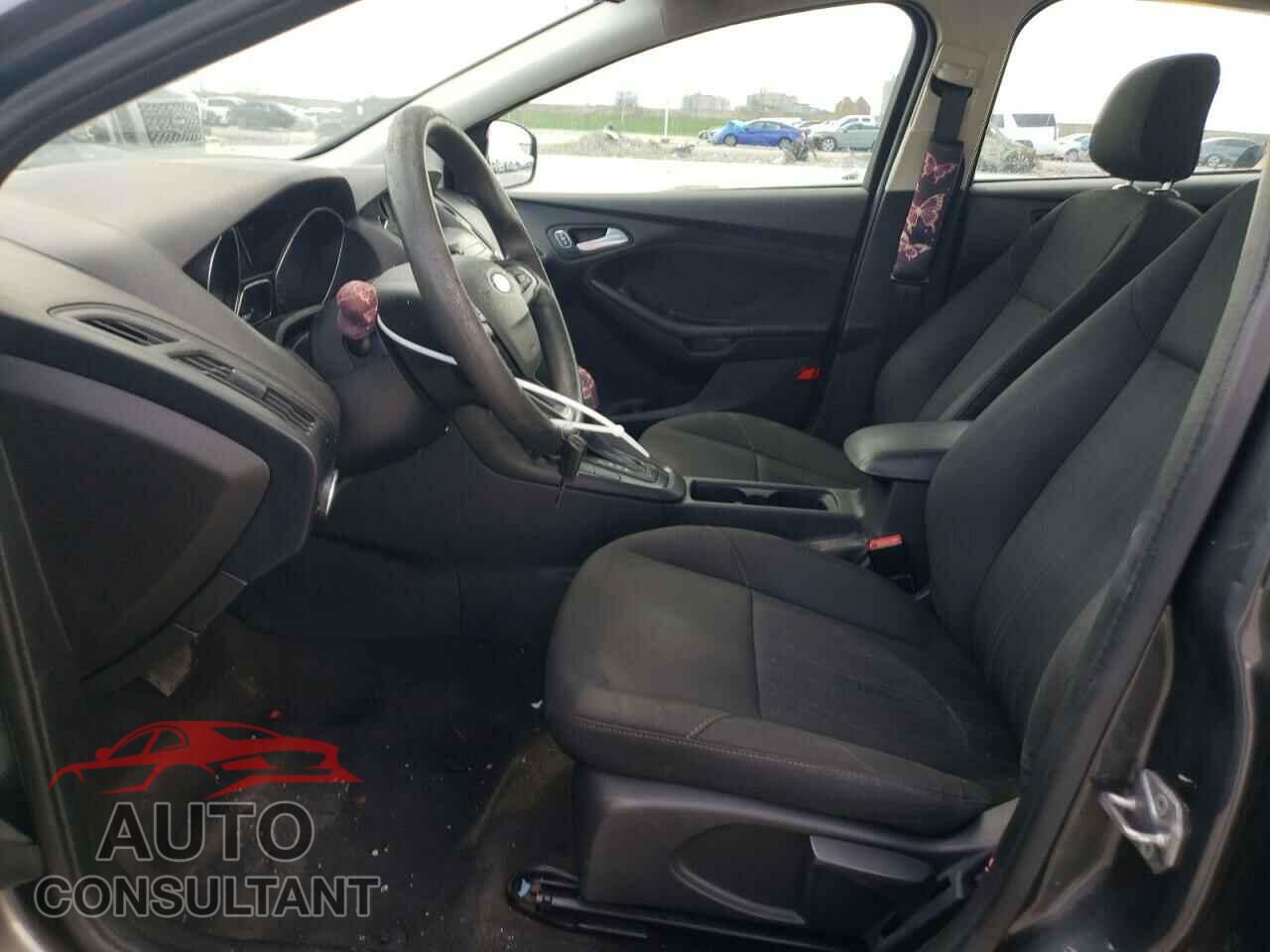 FORD FOCUS 2018 - 1FADP3FE0JL265573