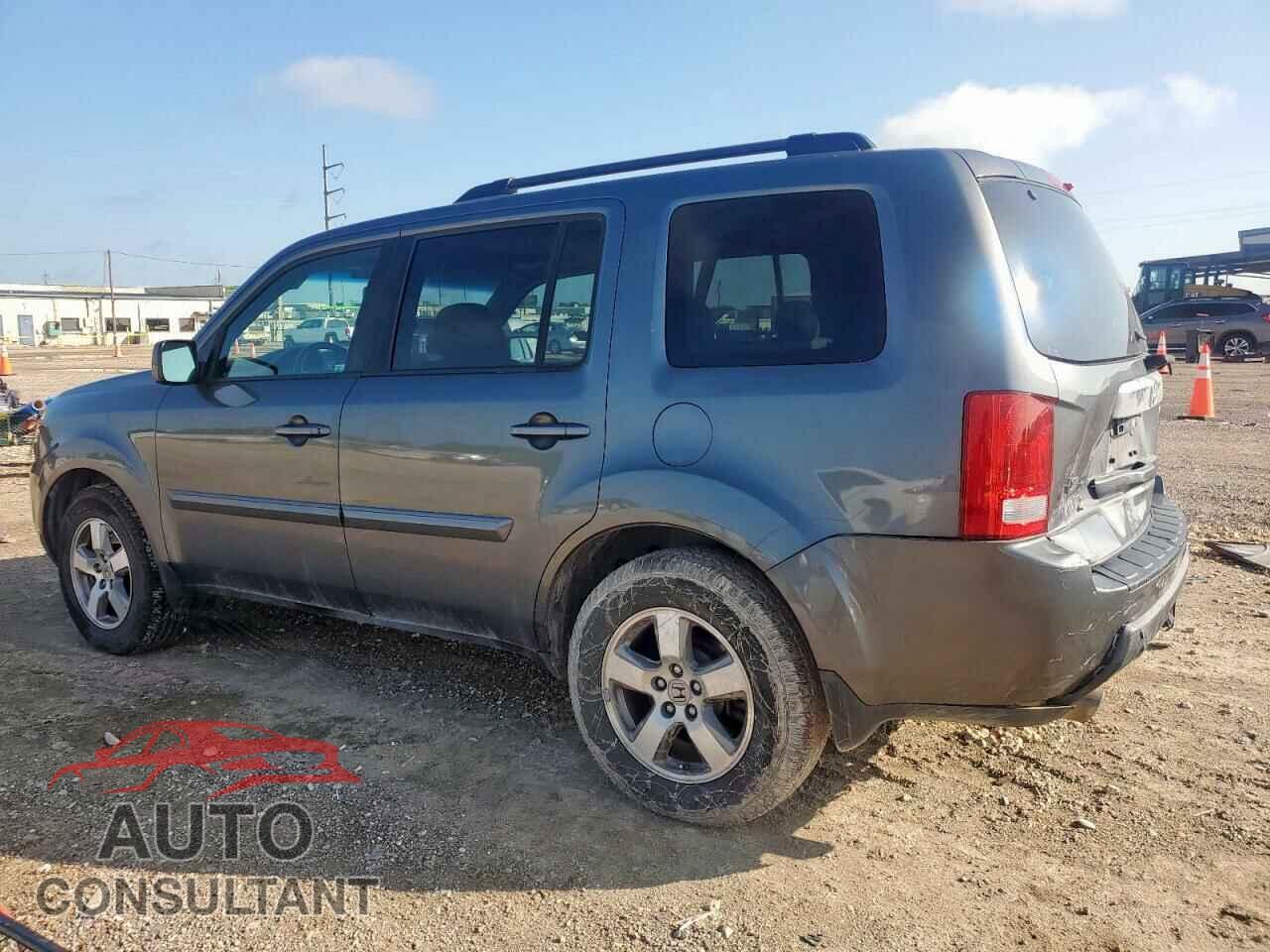 HONDA PILOT 2011 - 5FNYF4H59BB013195