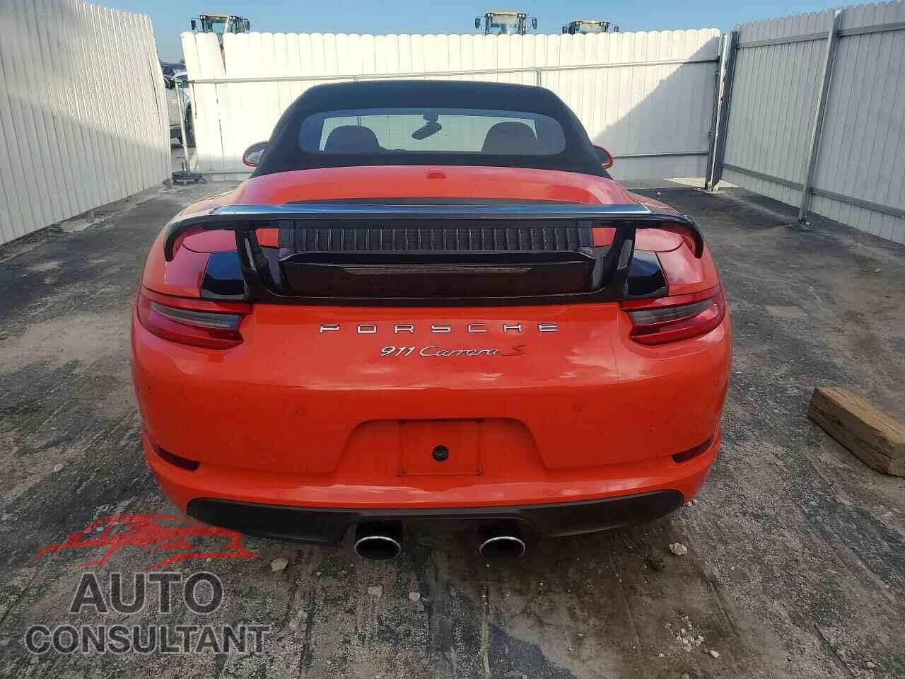 PORSCHE 911 2017 - WP0CA2A97HS142235