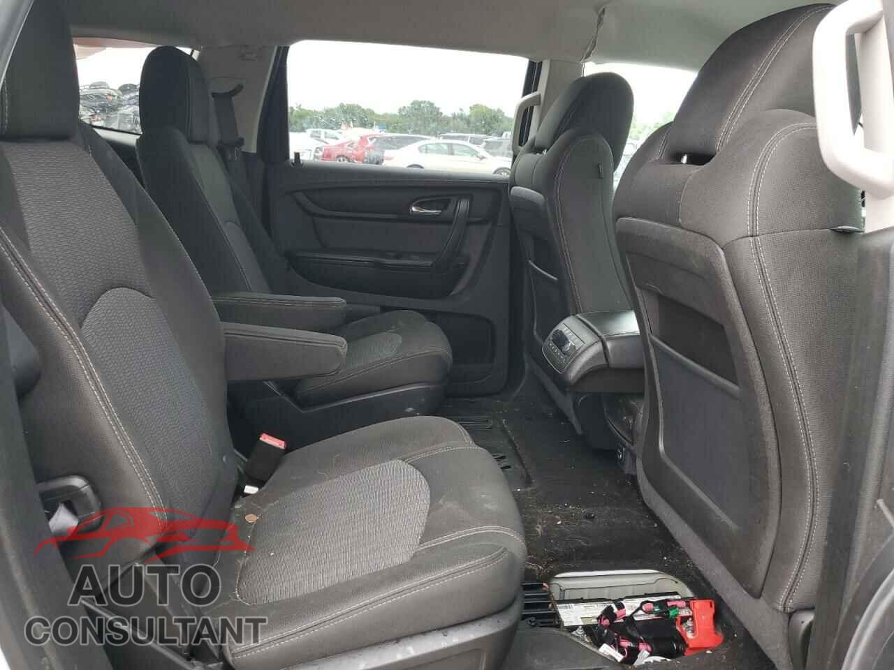 CHEVROLET TRAVERSE 2017 - 1GNKRHKD4HJ254949