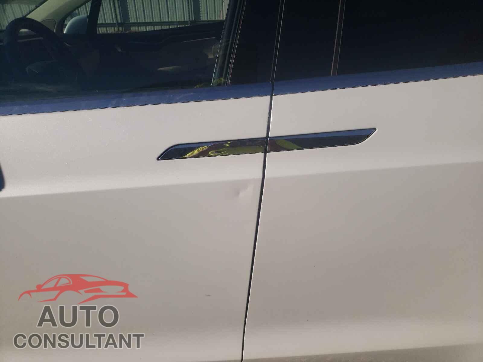 TESLA MODEL X 2017 - 5YJXCBE24HF054197