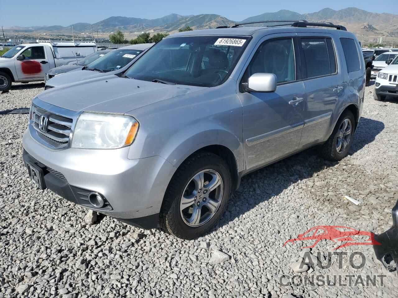 HONDA PILOT 2012 - 5FNYF4H55CB042131
