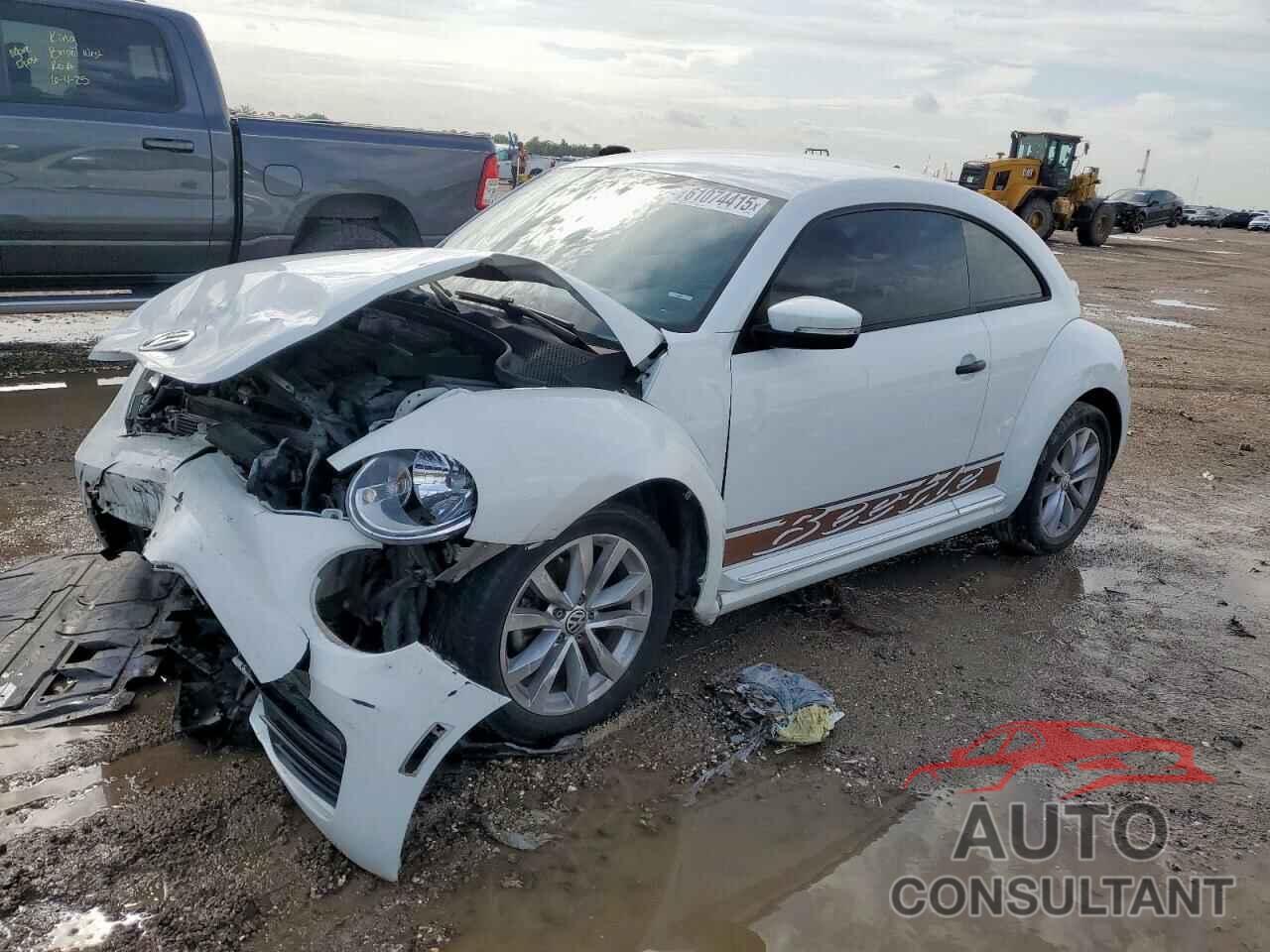 VOLKSWAGEN BEETLE 2017 - 3VWF17AT4HM624690