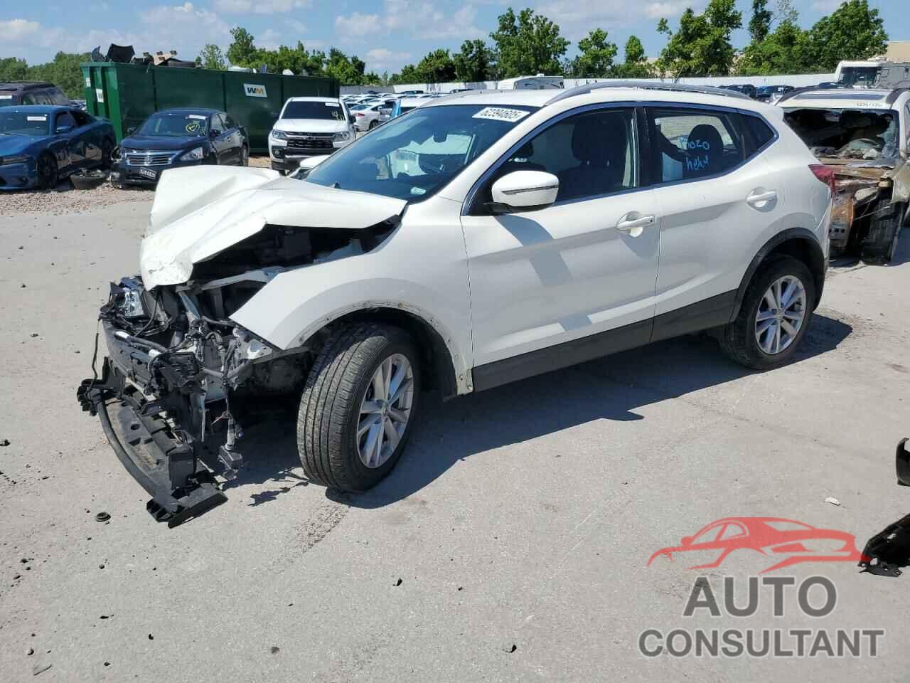 NISSAN ROGUE 2017 - JN1BJ1CR3HW110297