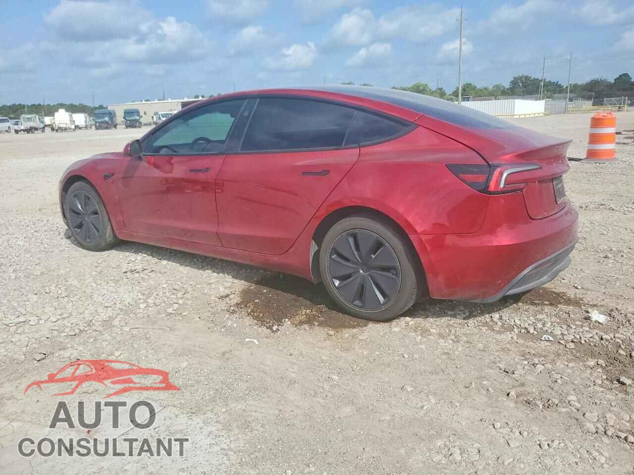 TESLA MODEL 3 2024 - 5YJ3E1EB7RF797702