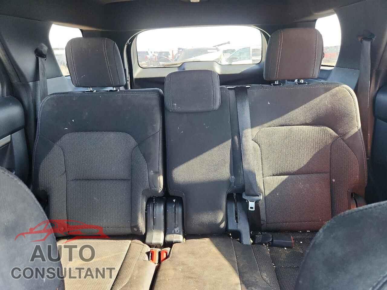 FORD EXPLORER 2018 - 1FM5K7DHXJGB30221