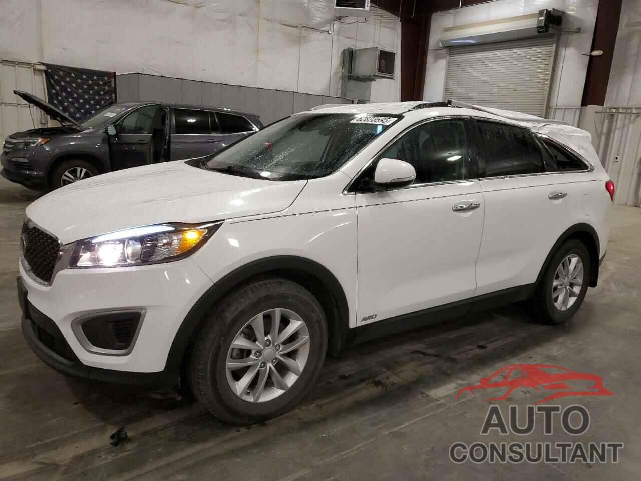 KIA SORENTO 2018 - 5XYPGDA34JG398688