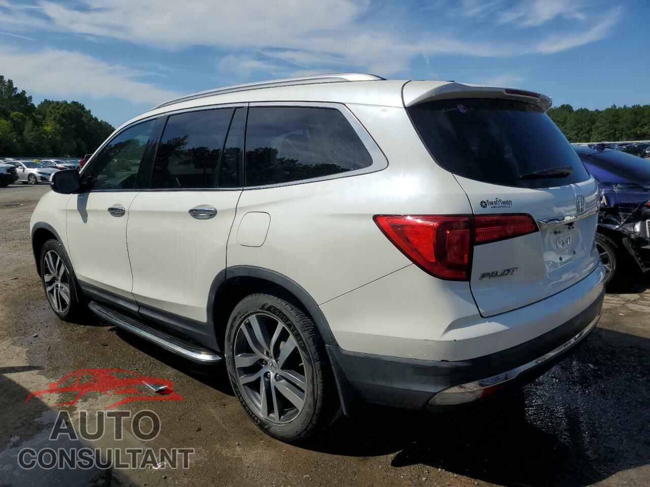 HONDA PILOT 2017 - 5FNYF5H97HB016386