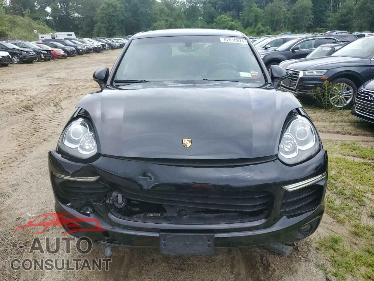 PORSCHE CAYENNE 2016 - WP1AA2A29GKA10858