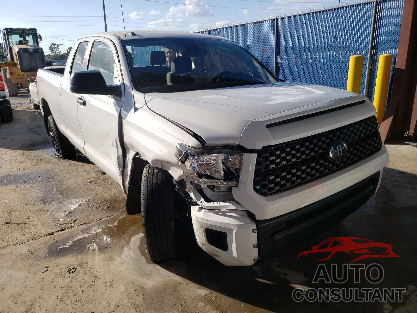 TOYOTA TUNDRA 2019 - 5TFUW5F10KX795980