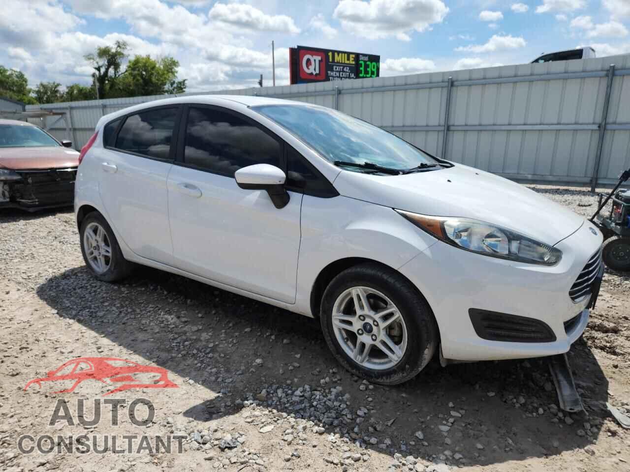 FORD FIESTA 2017 - 3FADP4EJ2HM118670