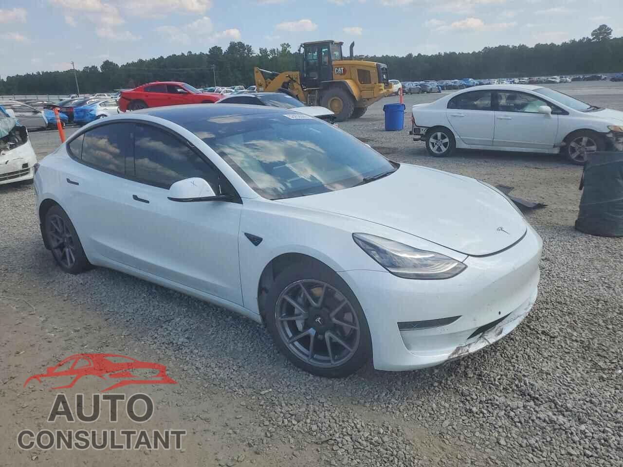 TESLA MODEL 3 2021 - 5YJ3E1EA8MF851881